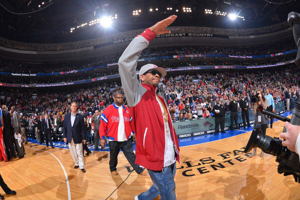 开拓者更新伤病报告：格兰特和罗威将缺席今日背靠背对阵魔术（开拓者伤病更新：格兰特与罗威缺阵今日背靠背战魔术）