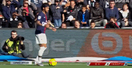 最大功臣，莱昂纳多冲刺阶段连续进球，转会费仅88万欧（低价神锋莱昂纳多冲刺期连场破门，转会费仅88万欧）