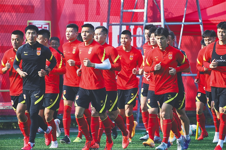 东契奇：我觉得我还能做得更好，今天最棒的数据是只有1失误（东契奇自评仍有提升空间：本场最满意的是仅1次失误）