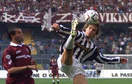 欧联杯 - 萨格勒布迪纳摩对阵塞尔塔维戈（欧联杯：萨格勒布迪纳摩迎战塞尔塔维戈）