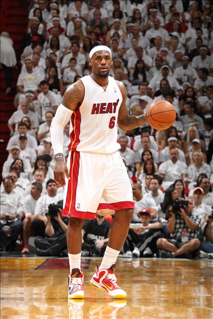 维尔茨父亲：英超更注重节奏和速度，维尔茨能很好地融入球队（维尔茨父亲：英超更看重节奏与速度，维尔茨将快速融入球队）