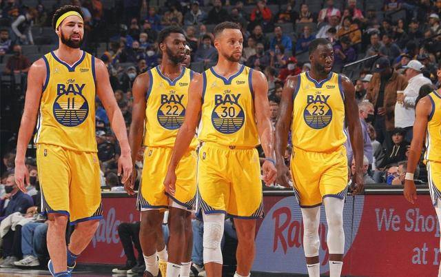 今晚能否进球？塞鸟发布亚冠主场对阵麦克阿瑟个人海报（塞鸟发布亚冠主场战麦克阿瑟个人海报：今夜能破门吗？）