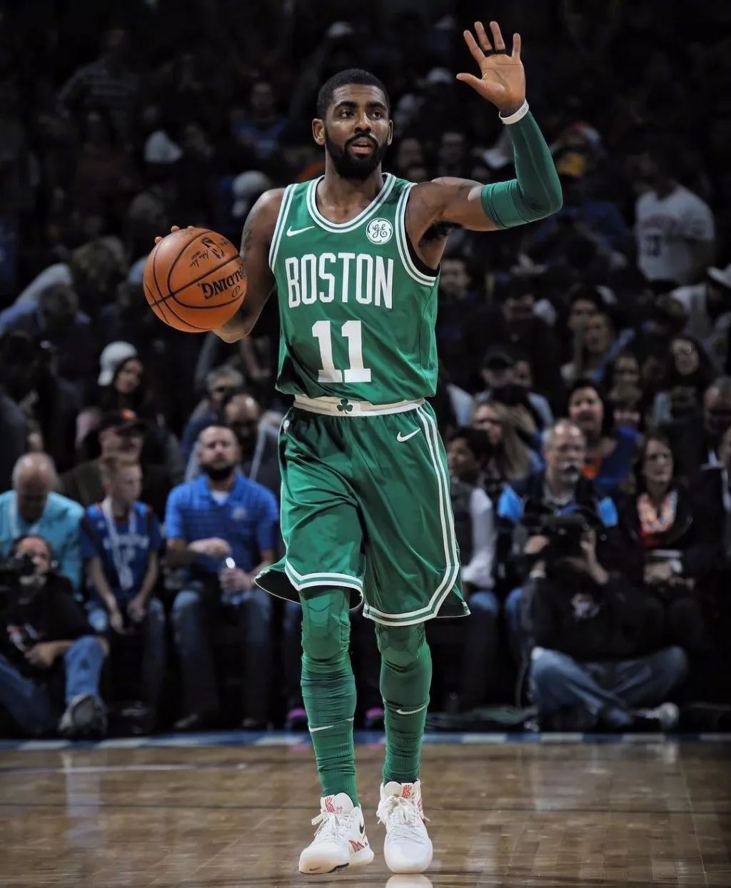 19投硬砸40分！广东迎来“加强版杜润旺”，这可是杜锋的锋线答案（19投轰下40分！广东迎来“进化版杜润旺”，或成杜锋锋线最优解）