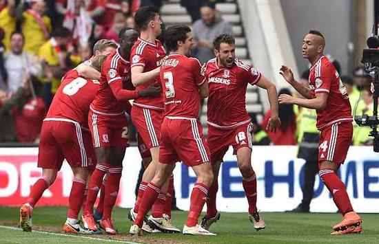 满血版彼得-严，第一个把梅拉布打得如此狼狈的人？（巅峰彼得-严，首位让梅拉布如此狼狈的人？）