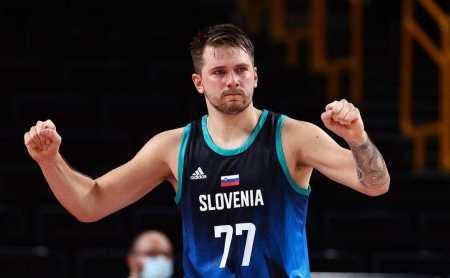 硬解篮球传奇：小迈克尔·波特半场神勇表现（硬核解读篮坛传奇：小迈克尔·波特半场封神）