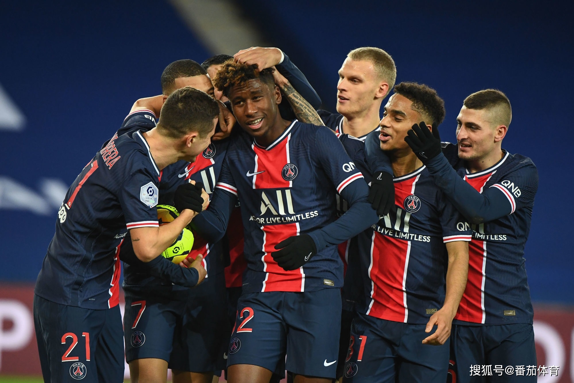 热闻｜独造3球，姆巴佩超越哈兰德独享五大联赛第一！皇马客场3-0毕尔巴鄂（姆巴佩独造三球力压哈兰德登顶五大联赛，皇马客场3-0击败毕尔巴鄂）