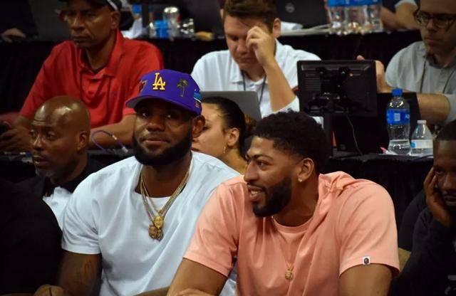 卡纳瓦罗：我在亚洲的执教经历在意大利并不被重视（卡纳瓦罗：我的亚洲执教经历在意大利不被看重）