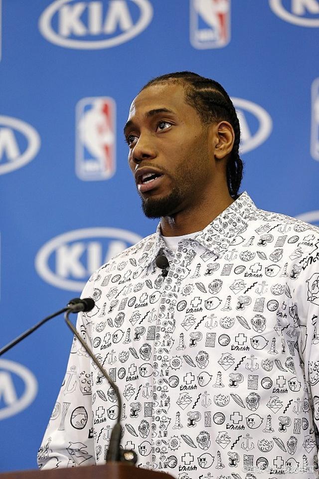 中超比赛亮点：武汉三镇绝杀山东泰山,（中超焦点战：武汉三镇补时绝杀山东泰山）