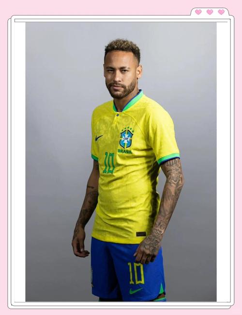 曼晚：卡塞米罗离队传闻不断升温，阿莫林想引入加拉格尔（曼晚：卡塞米罗离队风声愈浓，阿莫林有意引进加拉格尔）