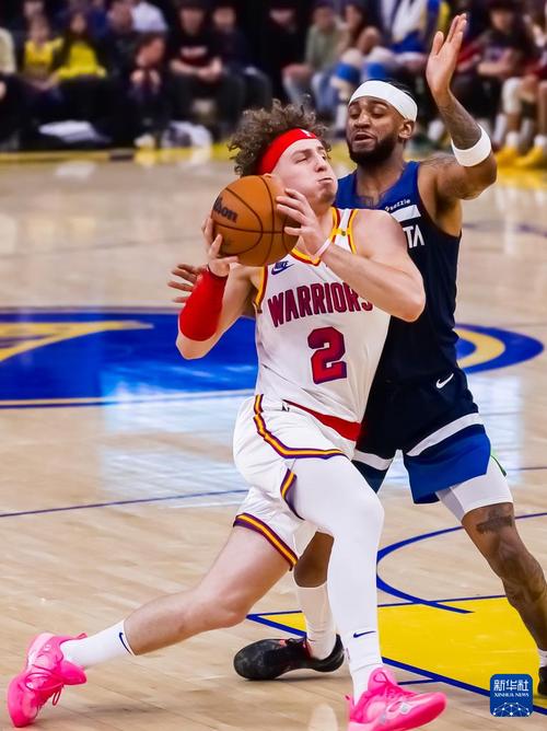 NBA季后赛展望：东部、西部对阵预测,（NBA季后赛前瞻：东西部对阵形势预测）